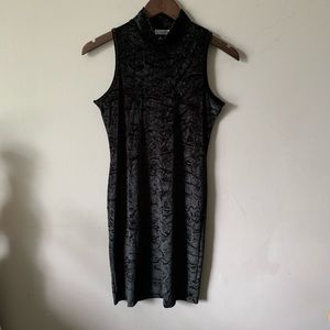 Turtle Neck Sleeveless Black Dress